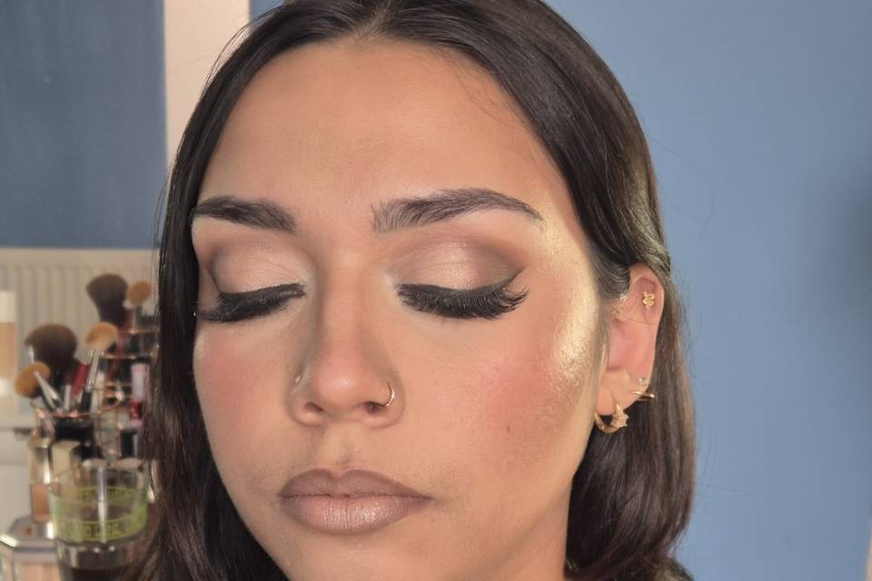 Makeup brown