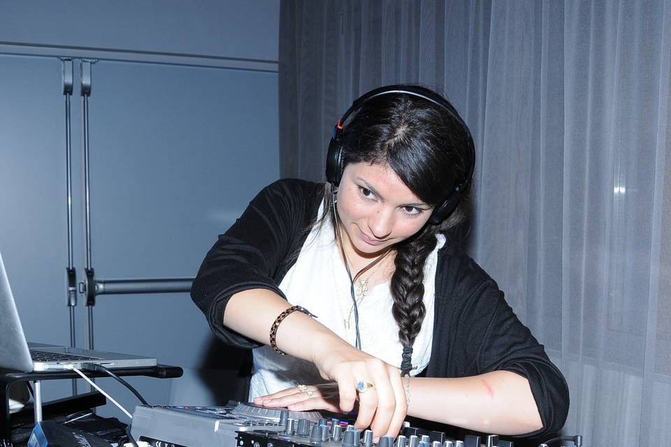 DJ RYNA