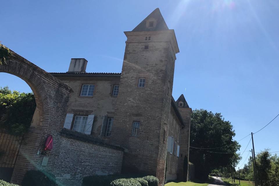 Chateau vue entrée