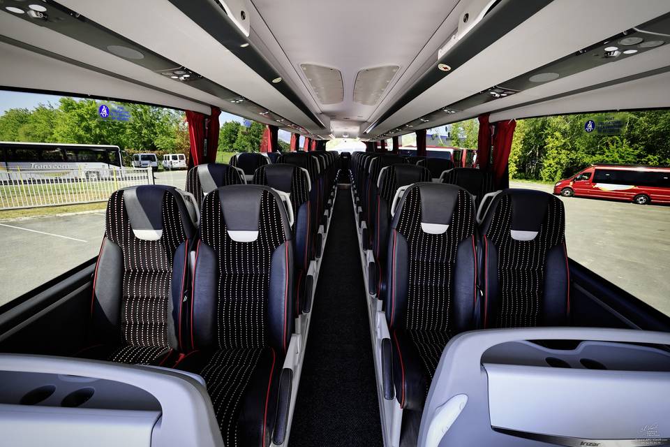 Car 53 Places - Intérieur