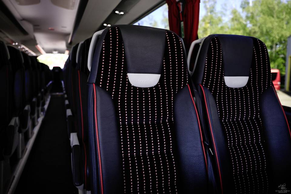 Car 53 Places - Intérieur