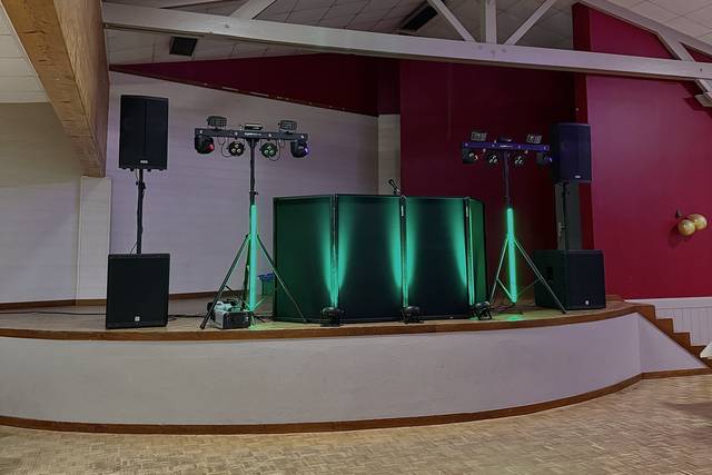 Stand DJ
