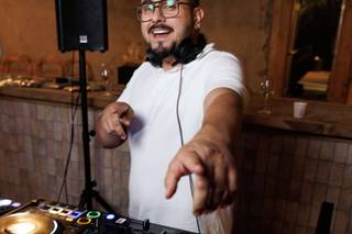 N-Rick Booking