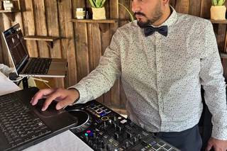 N-Rick Booking