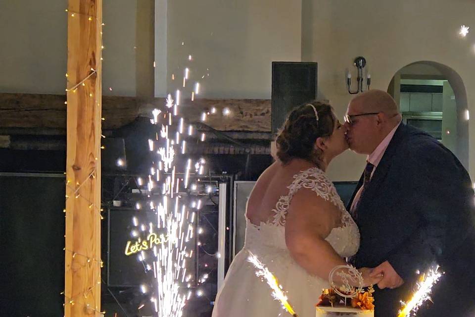 Arrivée du Wedding Cake
