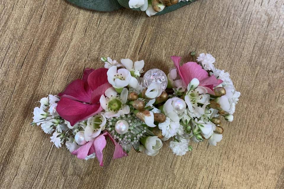 Broche et pince cheveux
