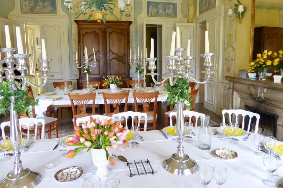 Repas de famille au château