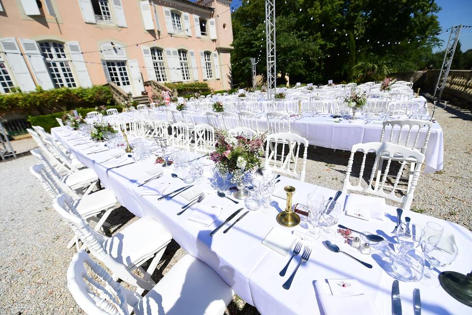 Diner sur la terrasse sud