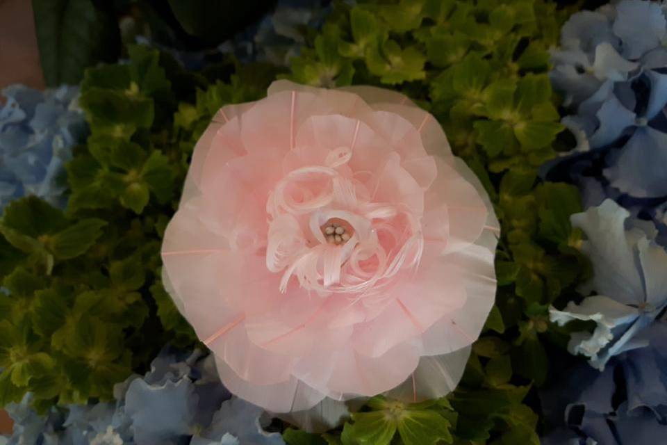Broche camellia