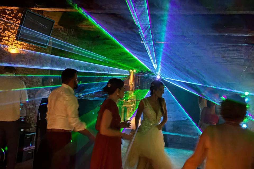 Laser