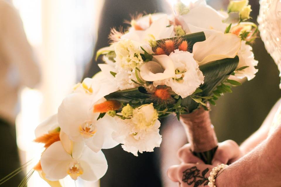 Les fleurs enlacé