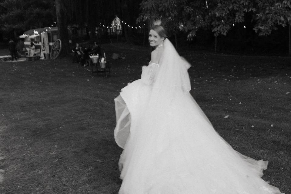 Photo spontanée de la mariée