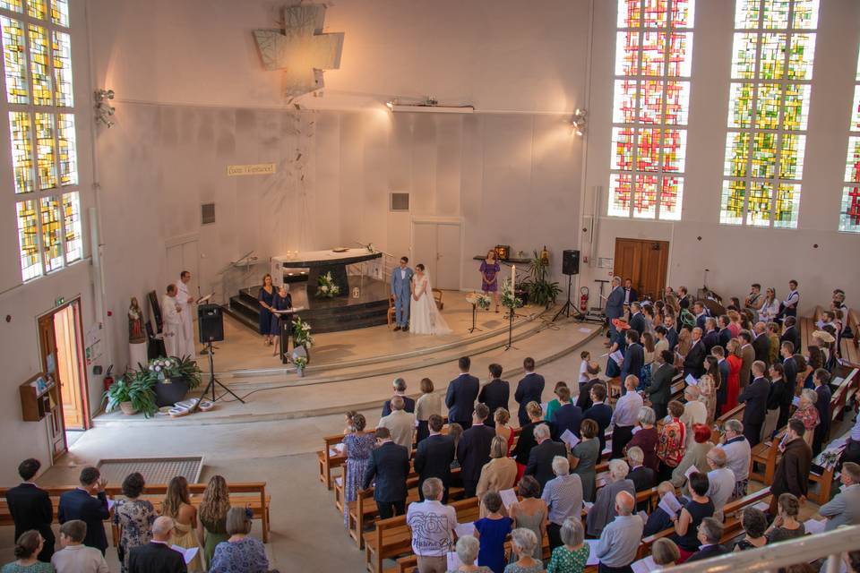 église