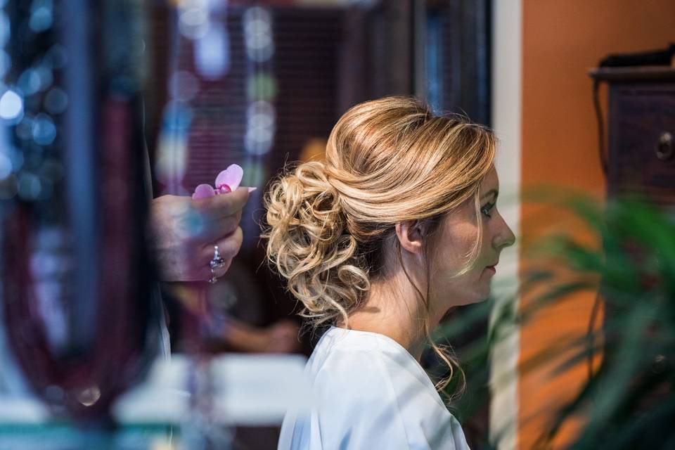 Chignon bas travaillé