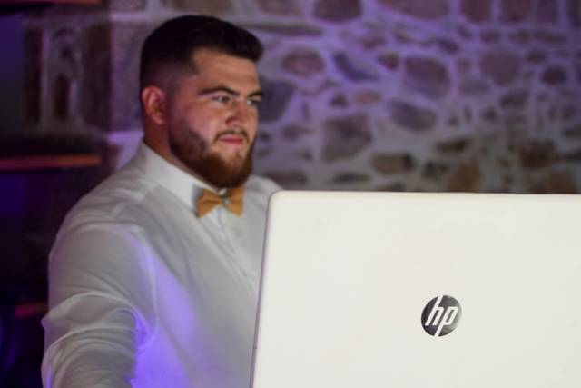 DJ stiff