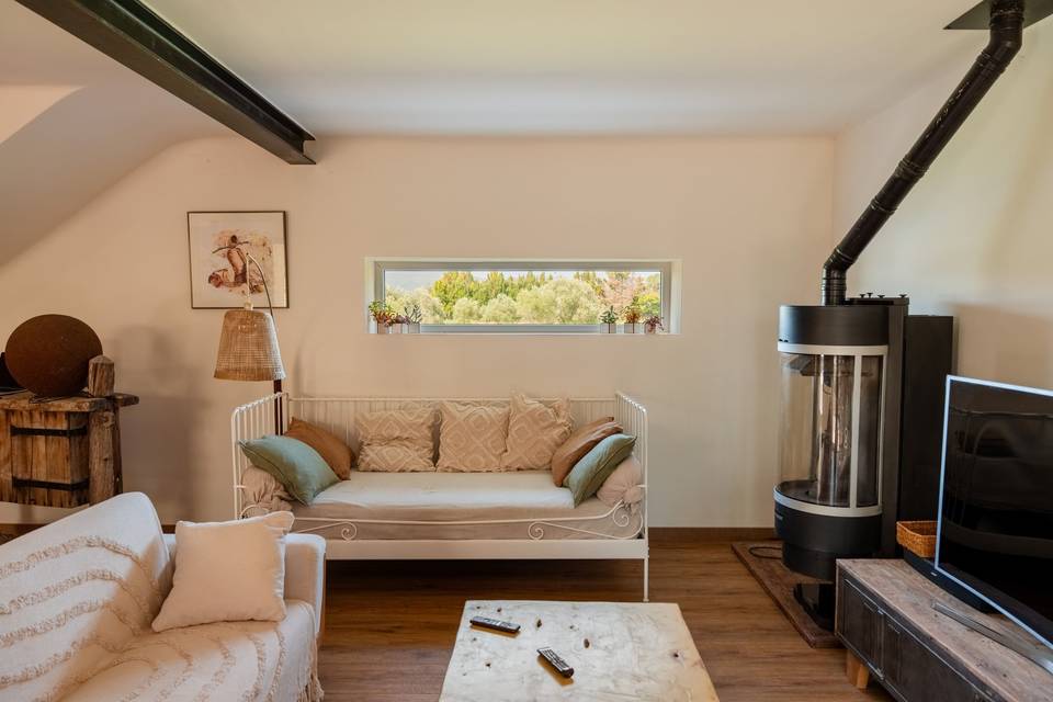 Le salon vue arrière jardin