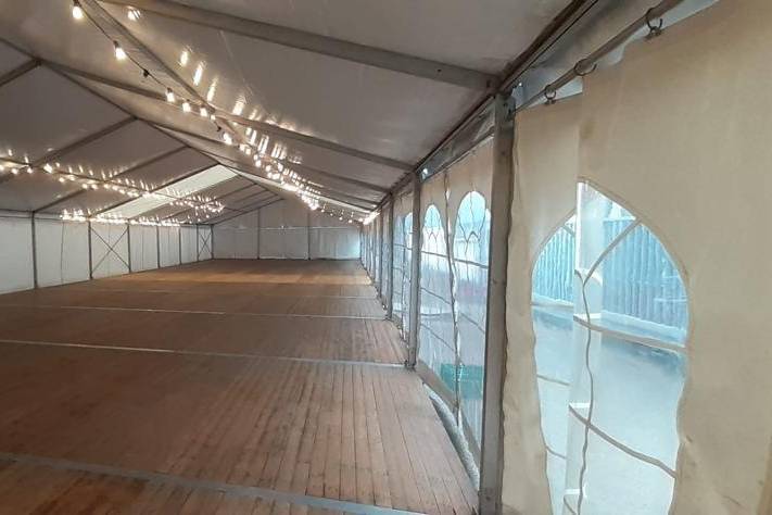 Chapiteau 300M2