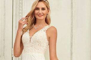 Robe mousseline, dentelle