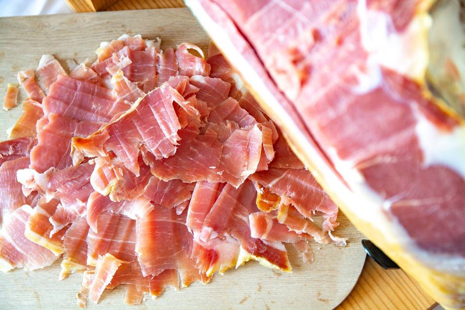 Atelier jambon cru en apéritif