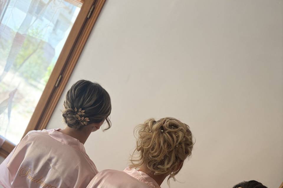 Team bride