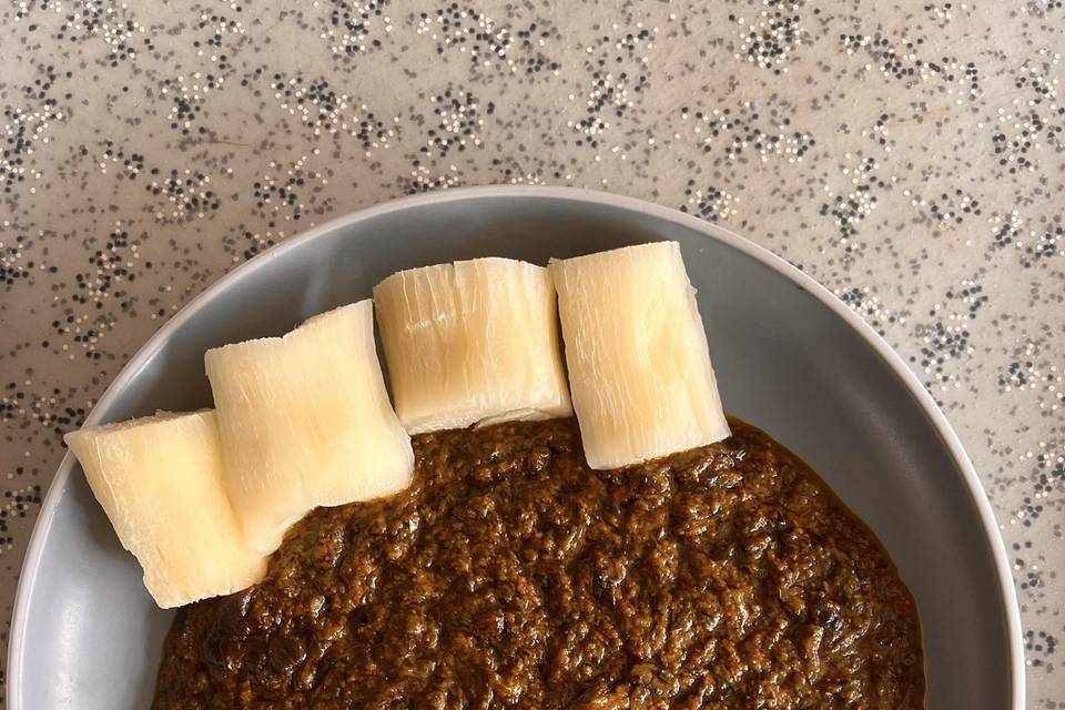 Okok et son manioc