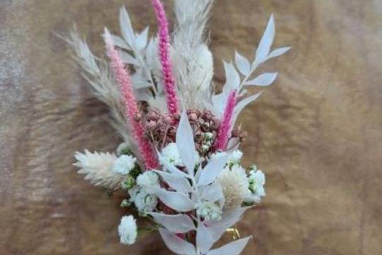 Boutonnière fleurs séchées