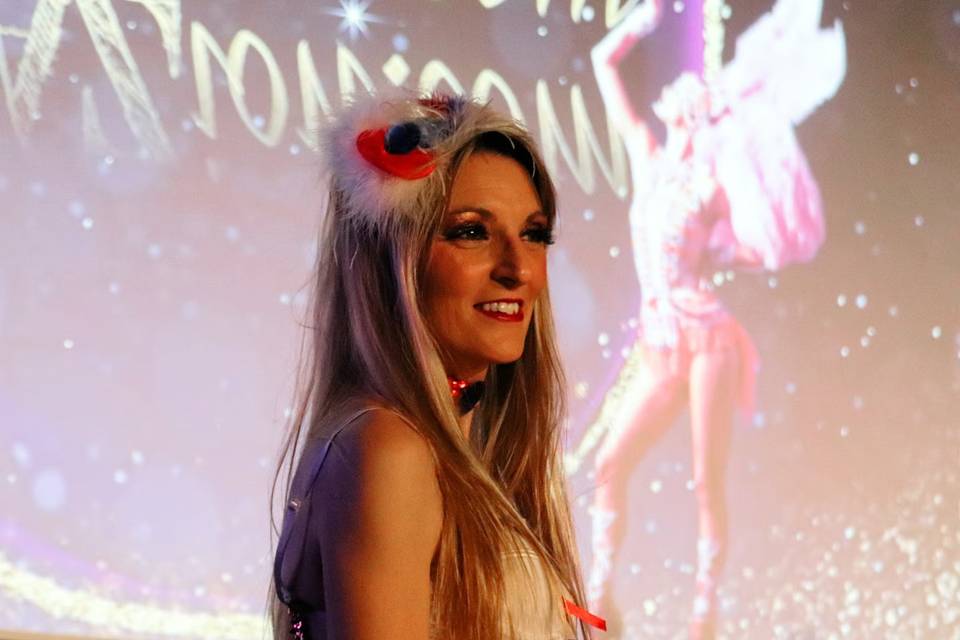 Jenny L Danse