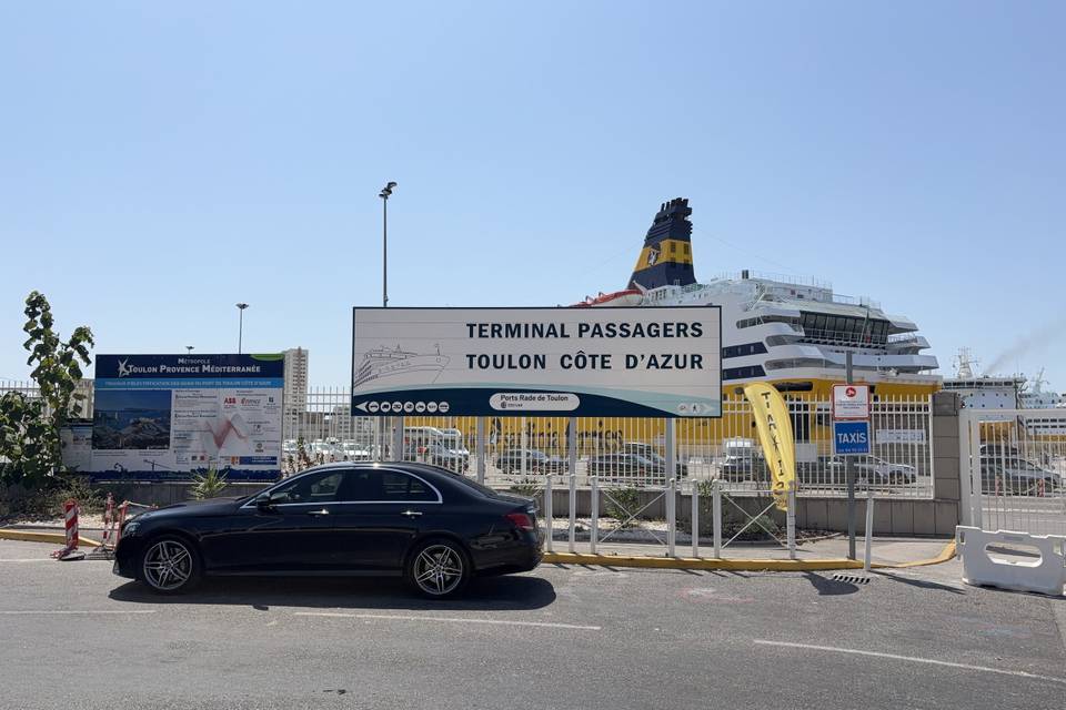 Chauffeur port