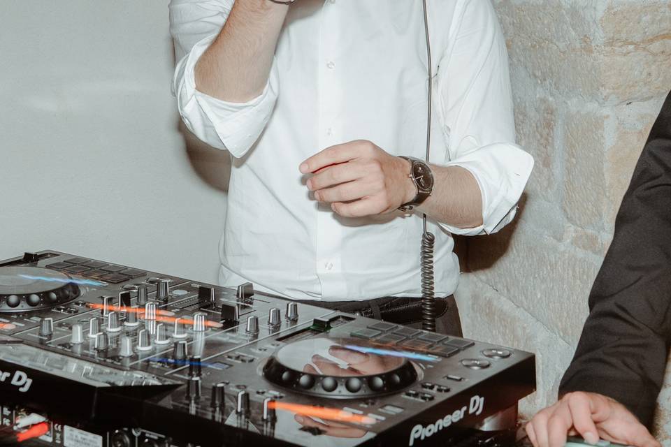 Let's party
