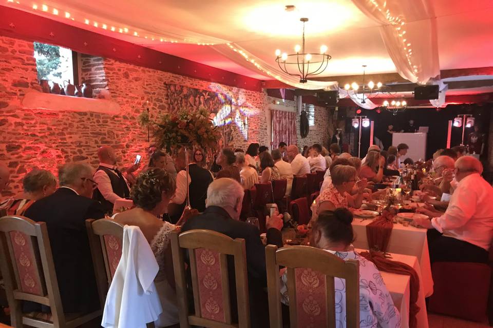 Mariage banquet médiéval