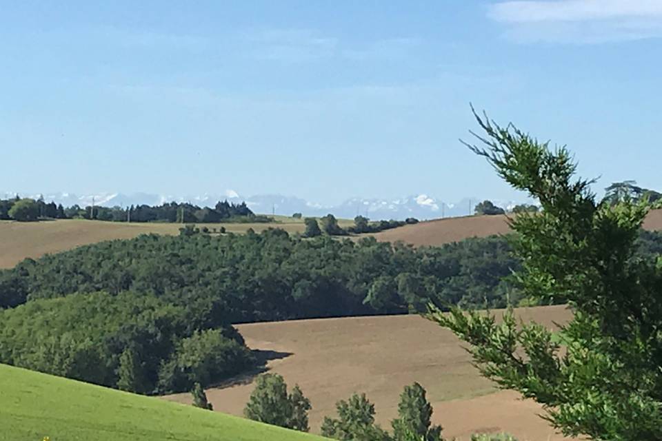 Esquilat et la vue Pyrénnées