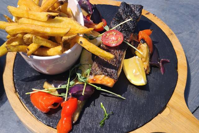 Pavé de saumo rôti légumes de