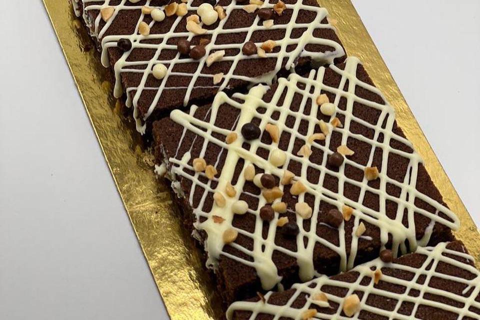 Bouchée cake garni