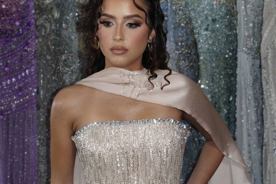 Soft makeup