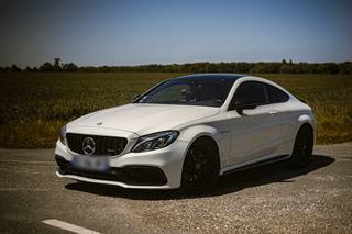 Strada Cars