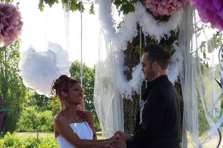 Mariée taffeta dentelle