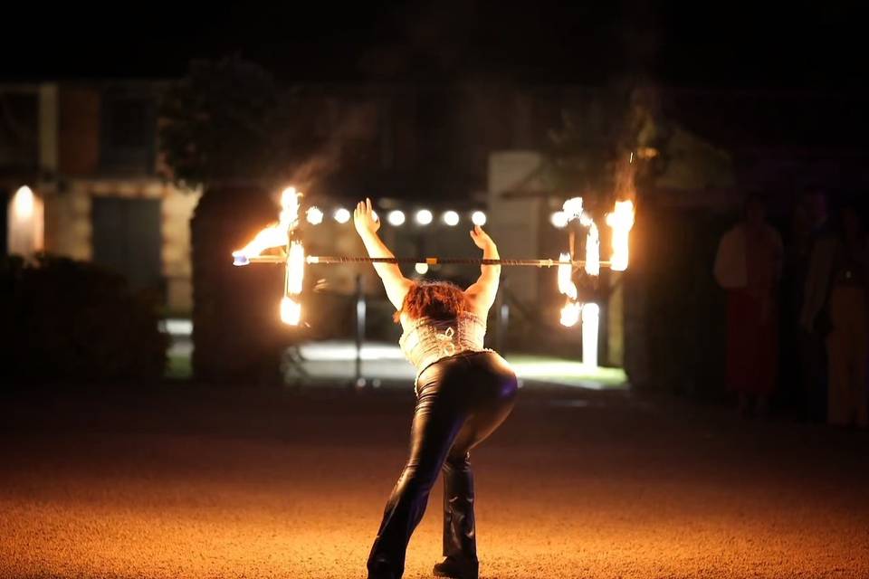 Danse de feu