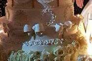 Wedding cake Mario