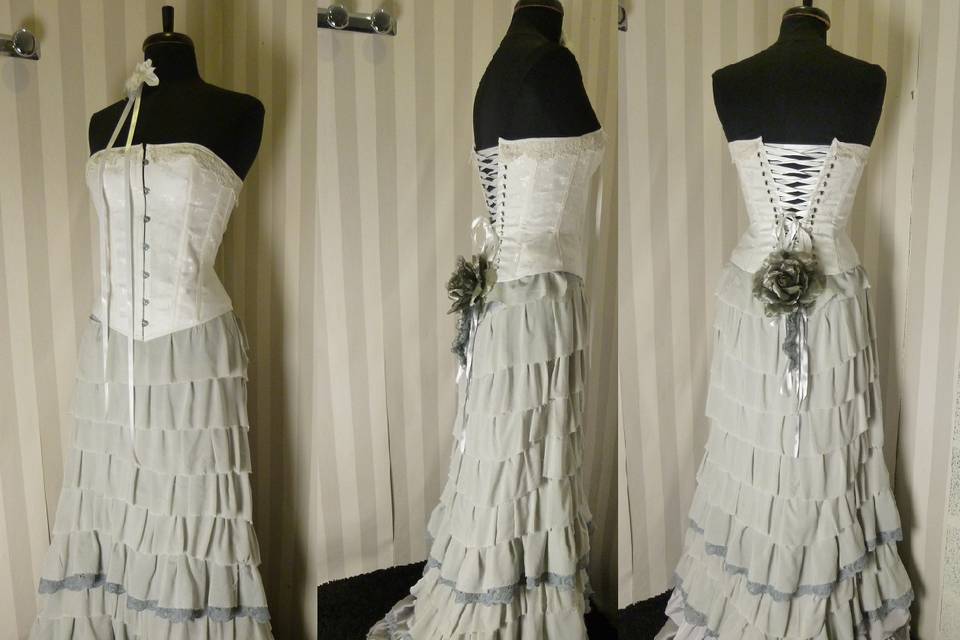 Robe de mariée volants