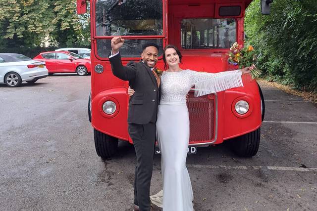 Couple bus mariage