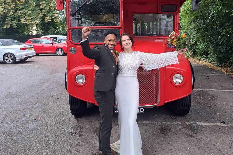 Couple bus mariage