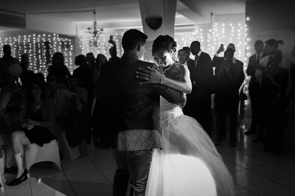 Iris et Eddy ouvrent le bal