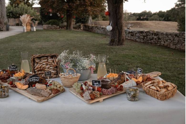 Buffet country chic