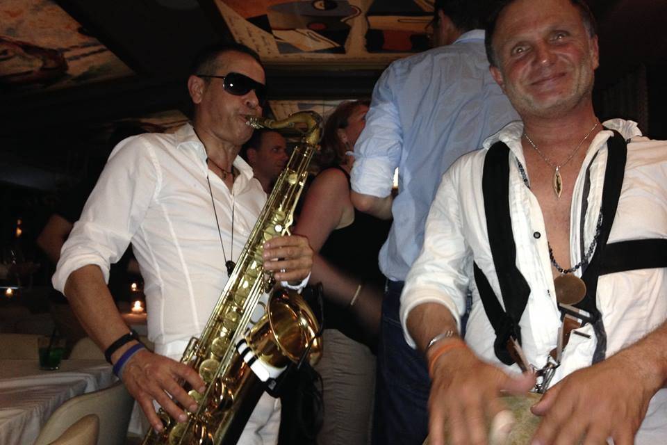 Duo sax percu le feu le pacha