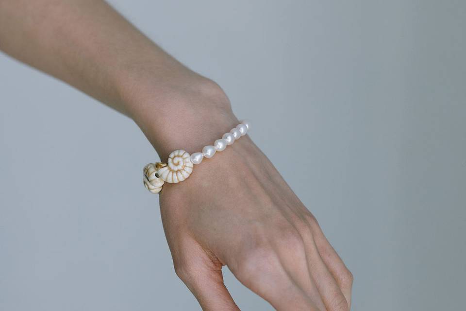 Collier coquillages et perles
