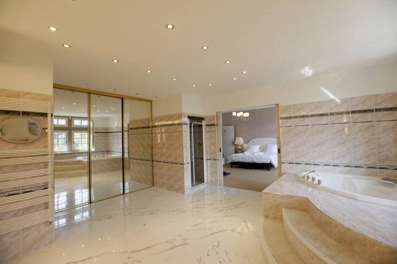 Salle de bain, suite nuptiale