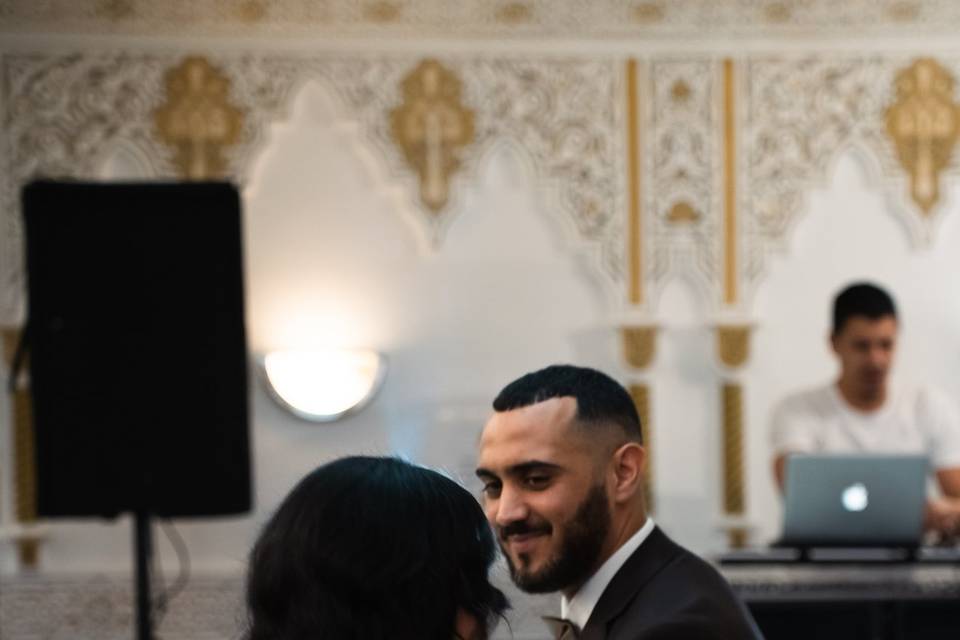 Regard du marié