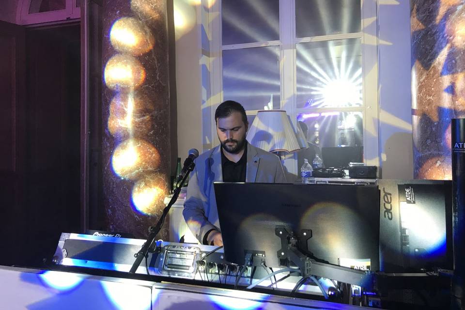 Ludwig Dj/technicien lumièr