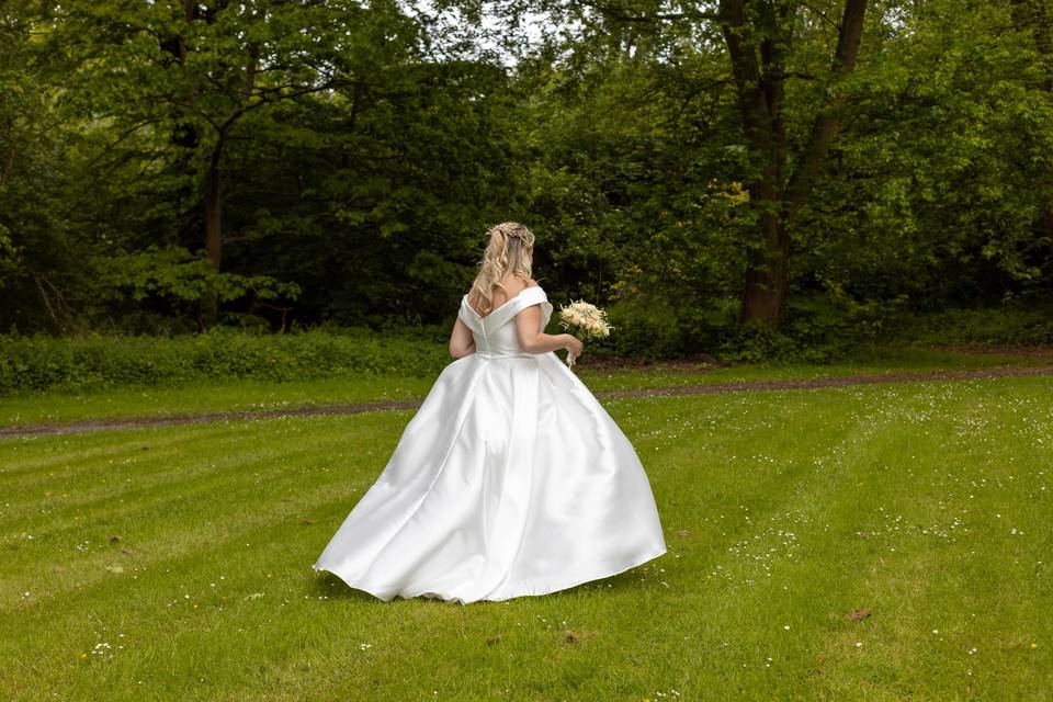 The White dress