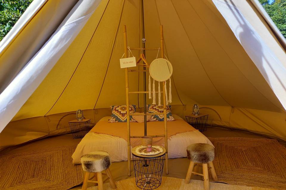 Tente hébergement nomade Luxe